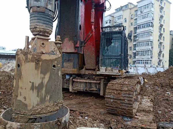 1585275416996830.jpg 樁基施工.jpg